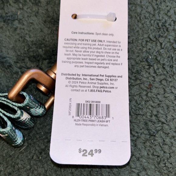 Merry Makings Holiday Tree Print Dog Collar (M) w/Matching Leash 6ft - Picture 4 of 6